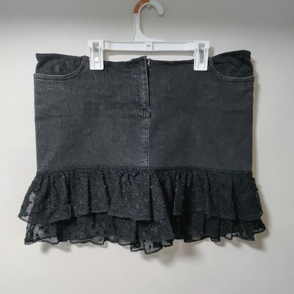 Unbranded Dresses & Skirts - Whimsygoth Low Waist Y2K Lace Trim Tiered Denim Mini Micro Skirt Black Skirt M/L